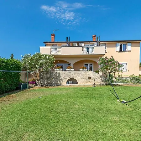 Gorgeous In With Wifi *