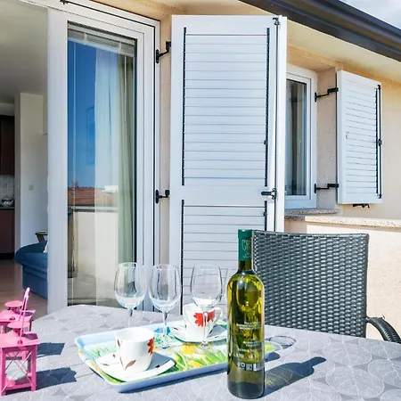 Cozy Apartment In Pula With Wifi * Pula