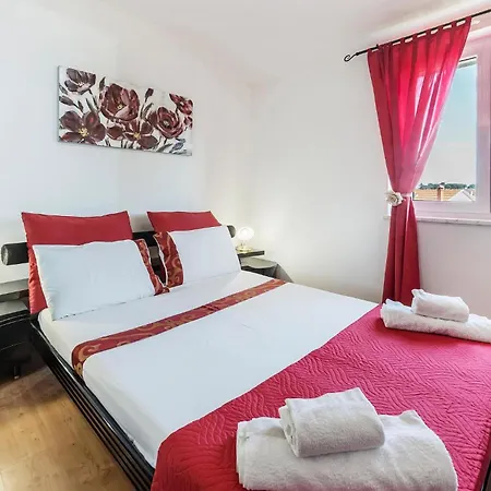 Cozy Apartment In Pula With Wifi