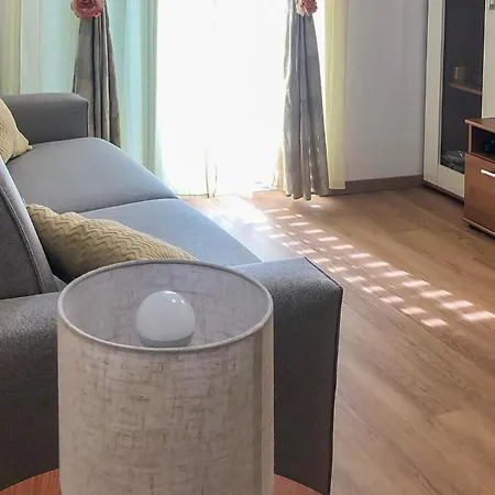 Apartamento Cozy Apartment In Pula With Wifi