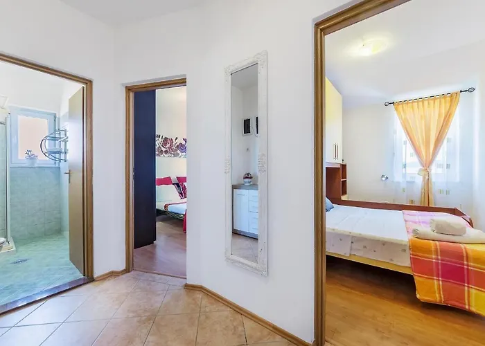 Gorgeous In With Wifi *