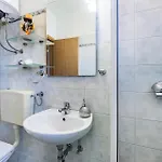 Apartment Lovely In With Wifi Pula