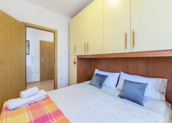 Gorgeous In With Wifi