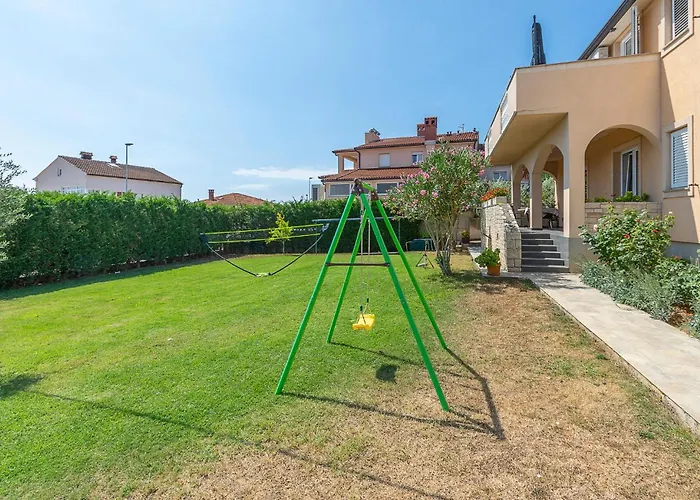 Gorgeous In With Wifi Apartman