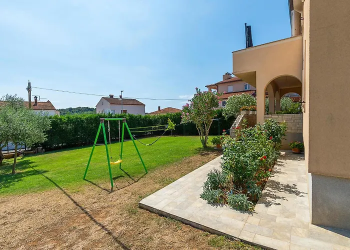 Gorgeous In With Wifi Apartman